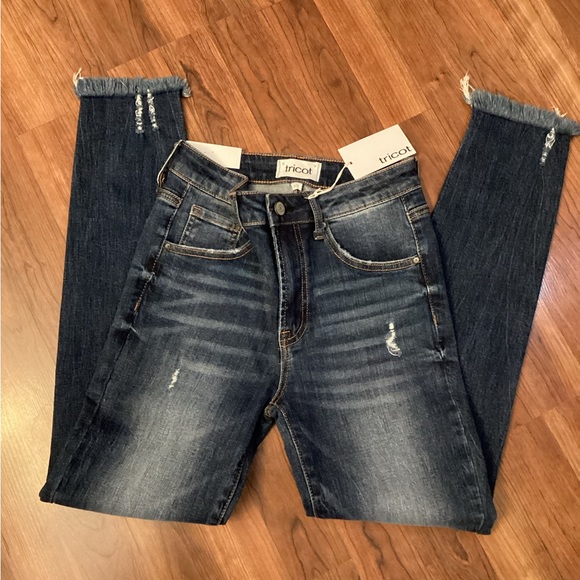 TRICOT MID-RISE CROP SKINNY JEANS NWT - Picture 2 of 7
